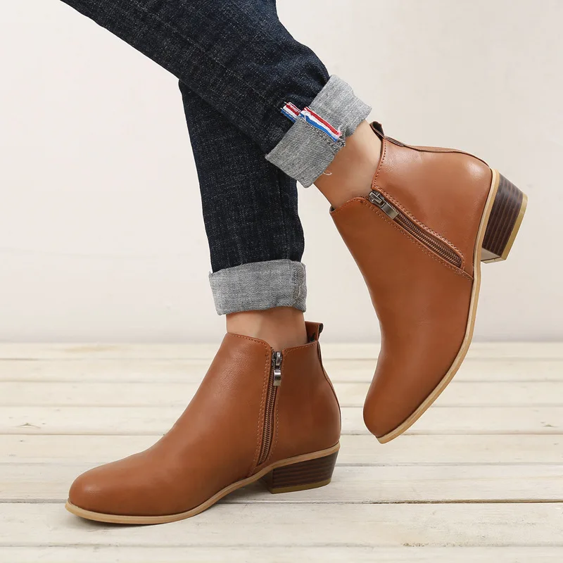 2022 New Side Zipper Design  Point Toe Chunky Heeled Chelsea Boots Women Elegant  Heels Boots Fashion Ankle Boots Casual Shoes