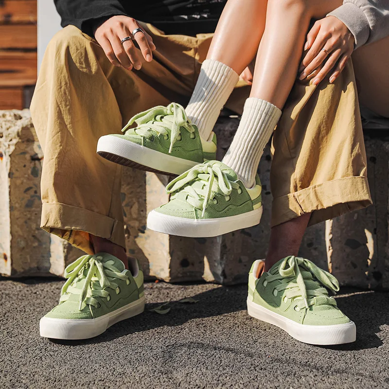 New Skateboarding Shoes for Men Athletic Sneaker Casual Lace-up Breathable Footwear Couples Students Outdoor Sports Niche Shoes