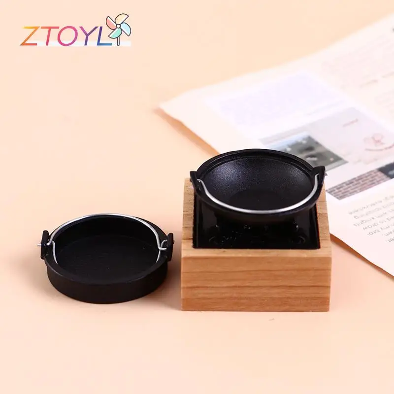 

3Pcs/set 1:12 Dollhouse Miniature Kitchen Stove Pot Doll House Accessories