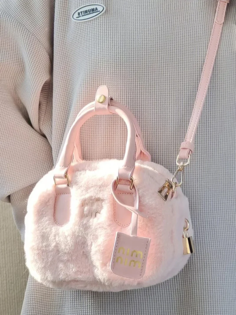 Y2K Pink Kawaii Sweet Korean Casual Messenger Aesthetic Plush Bag Ladies Japanese Crossbody Shoulder Bag Handbags for Women