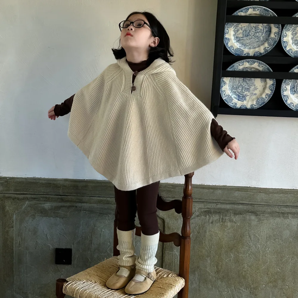 Детская накидка модель сезона осень-зима 2024 Однотонный свитер для девочек в