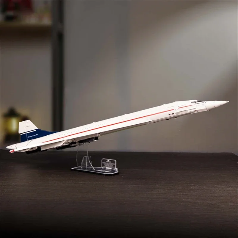 Демонстрационная подставка для Lego Concord 10318 5 мм акриловая (без набора моделей)