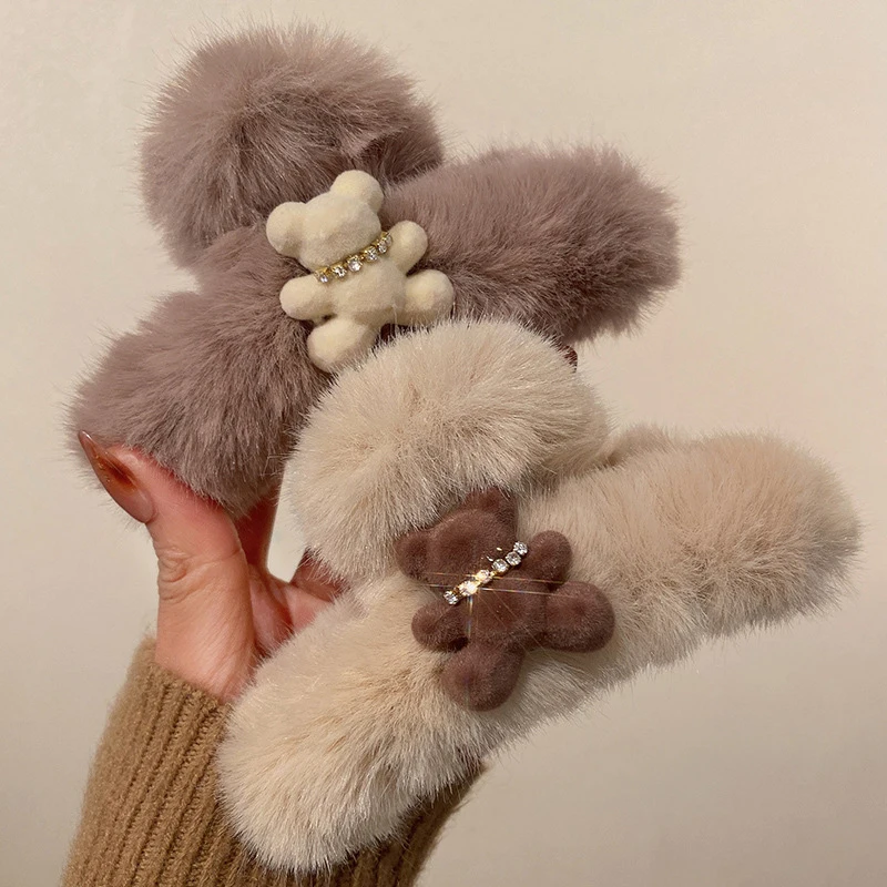 

2021 New Women Girls Cute Nylon Hairball Bear Hair Claws Aldult Lovely Soft Claw Clips Hairpins Female Fashion Hair Accessories