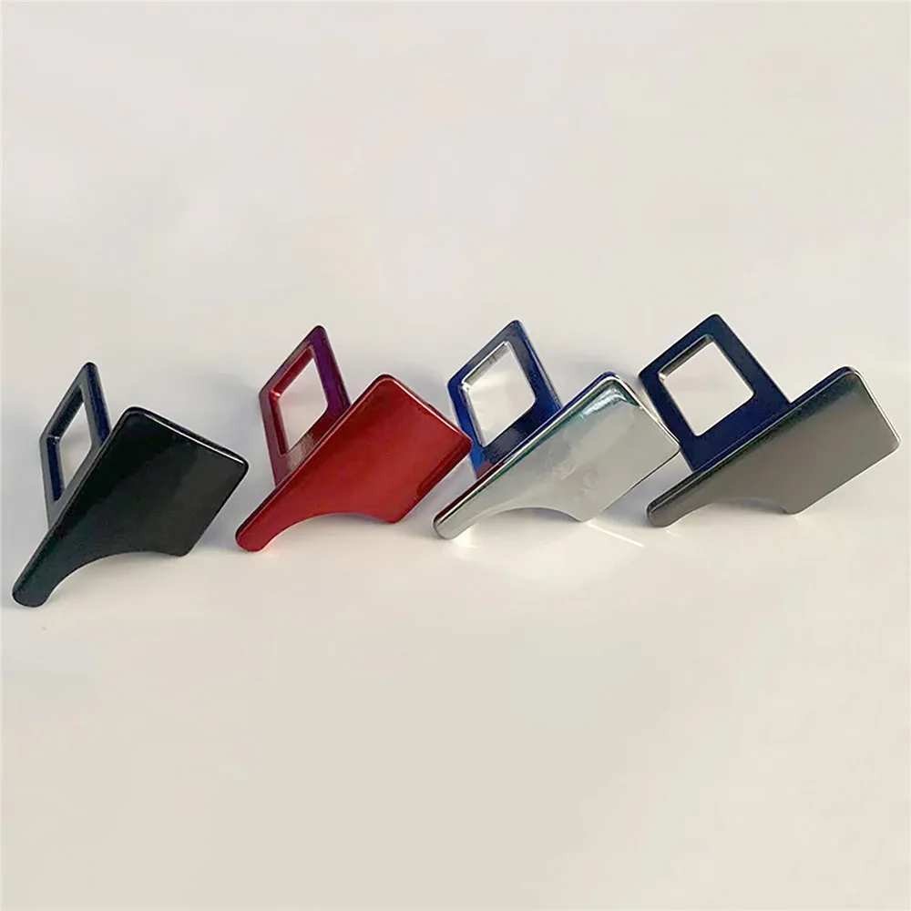 

Скрытый металлический зажим для ремня безопасности