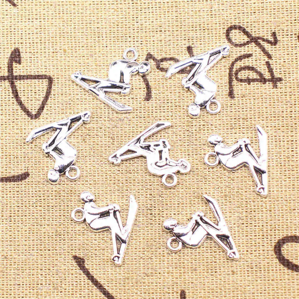 

Skier Diy Charms Pendant Car Accessori 17X19mm Antique Silver Color 20 Pieces