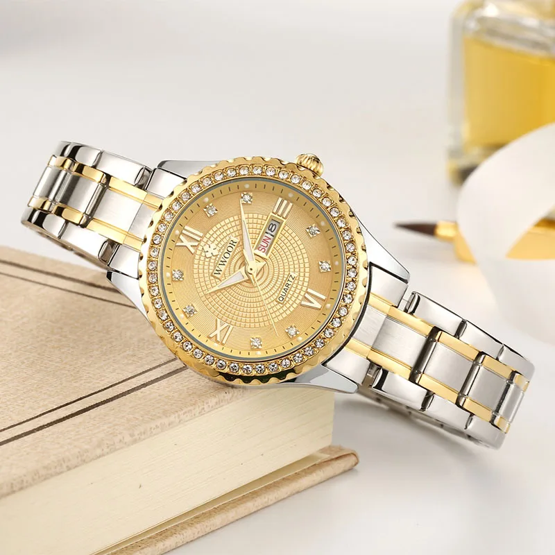 Fashion Couple Watch WWOOR New Diamond Mens Watch Ladies Quartz Bracelet Wristwatches Waterproof Luminous Clock Relogio Feminino
