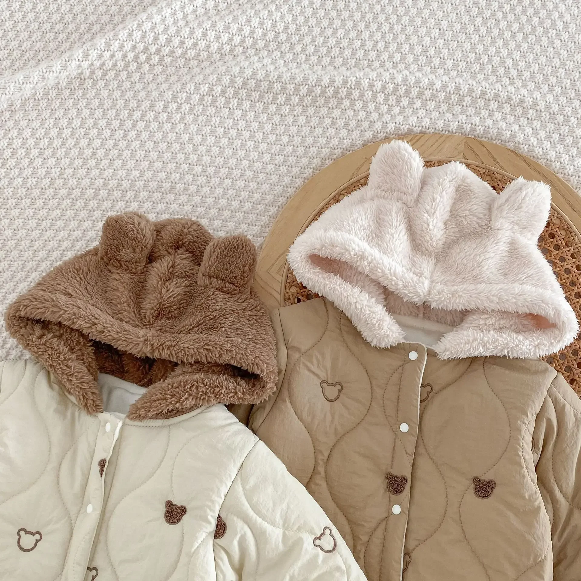 Детский утепленный комбинезон с плюшевой подкладкой на возраст 0-24 месяца