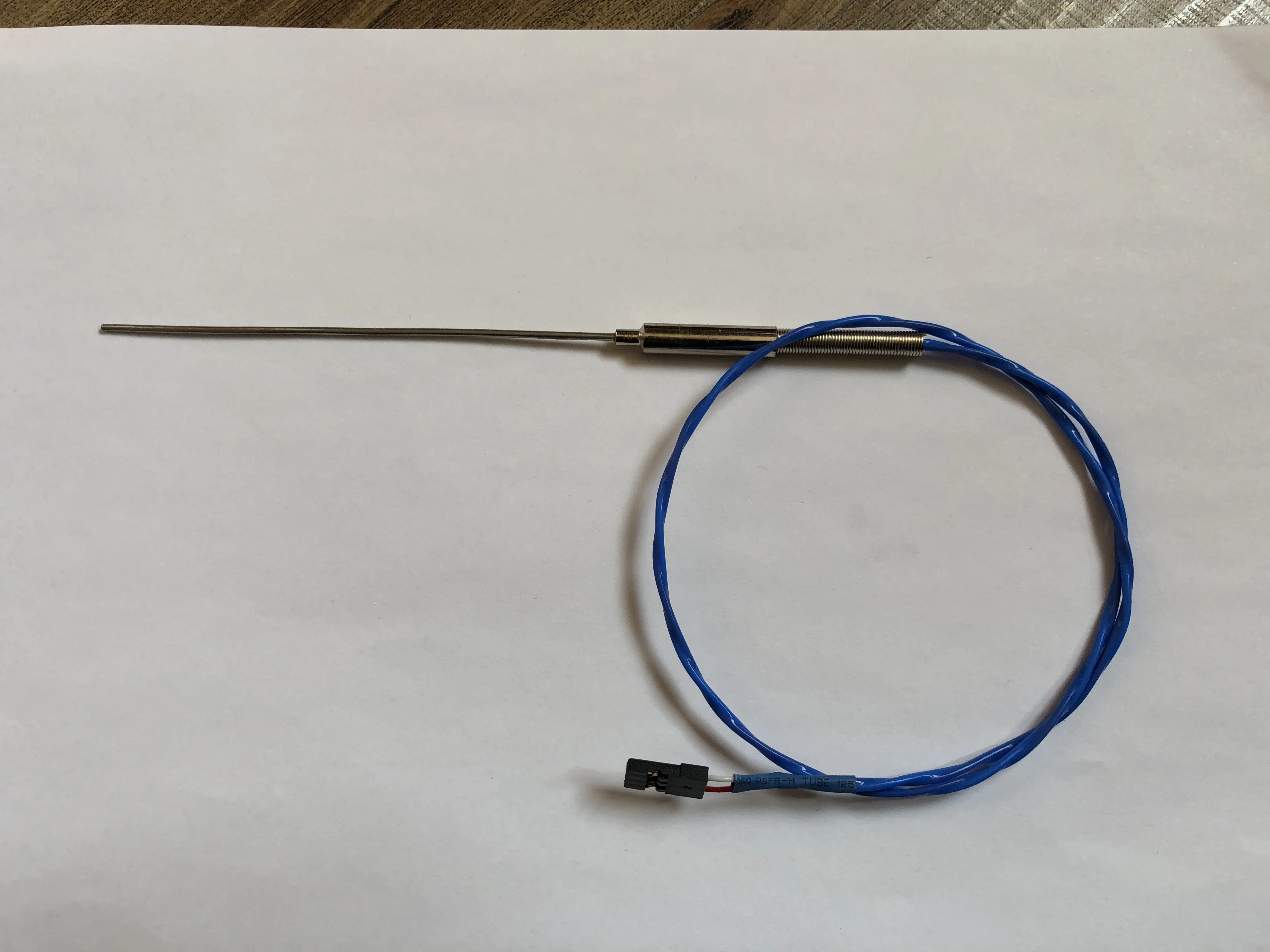 

Temperature sensor of ECU control system micro turbojet engine