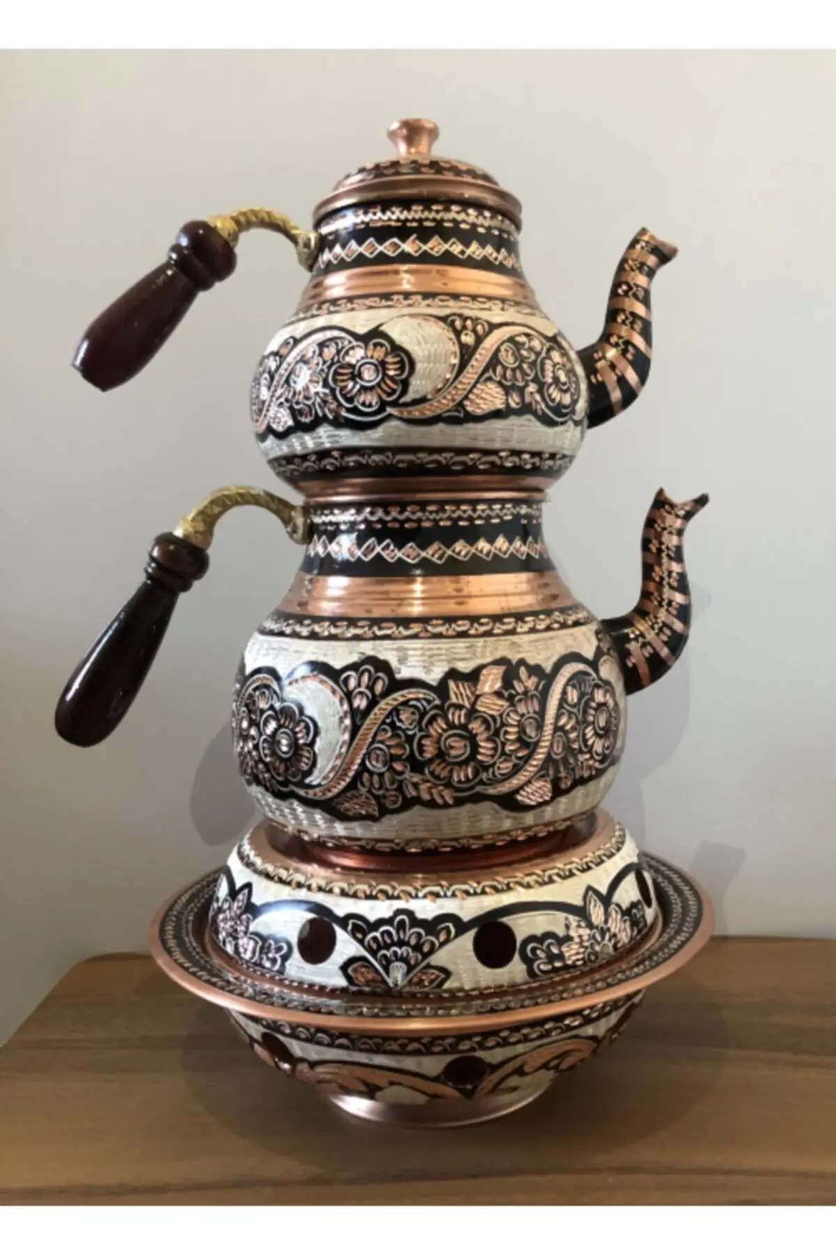 Медный заварочный чайник для балкона