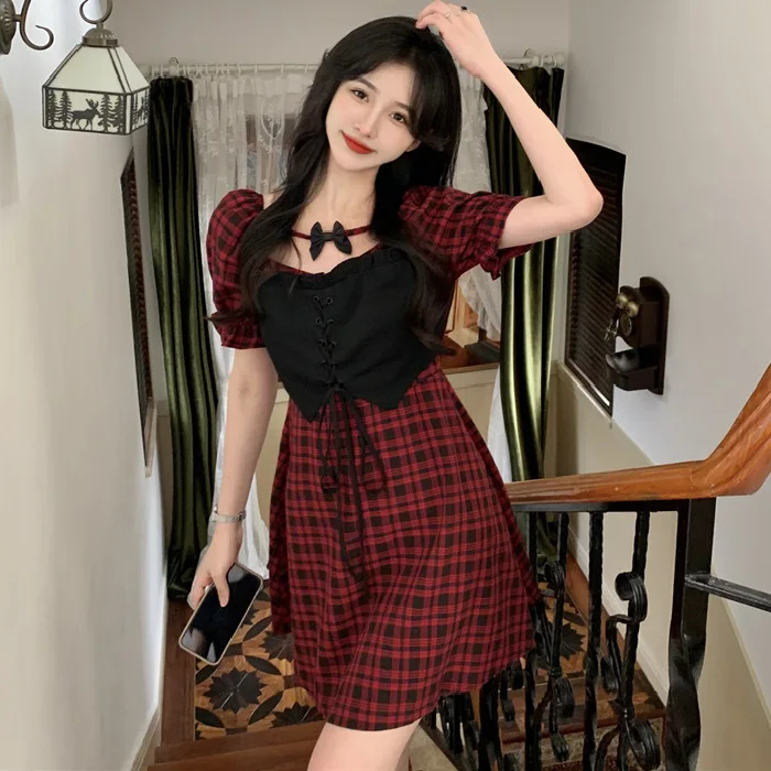 

2022 New Summer Sweet Cover Belly Show Thin Fake Two-piece Plaid Dress Women