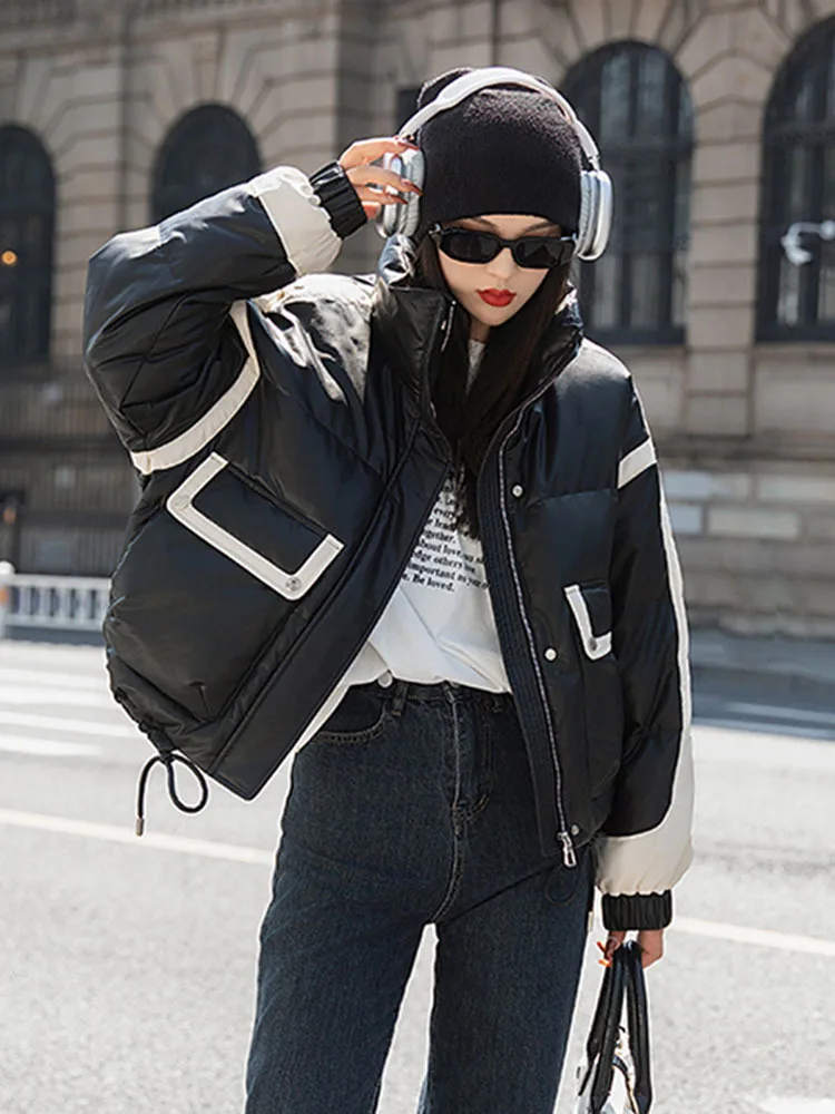 Куртка на белом утином пуху из искусственной кожи женское короткое пальто