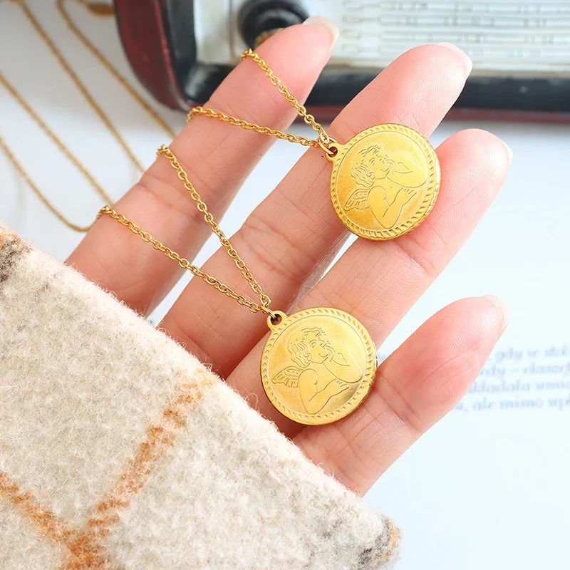 

Angel Coin Pendant Necklace For Women Korean Fashion Valentines Day Gift Stainless Steel Gold Plated Luxury Designer Jewelry