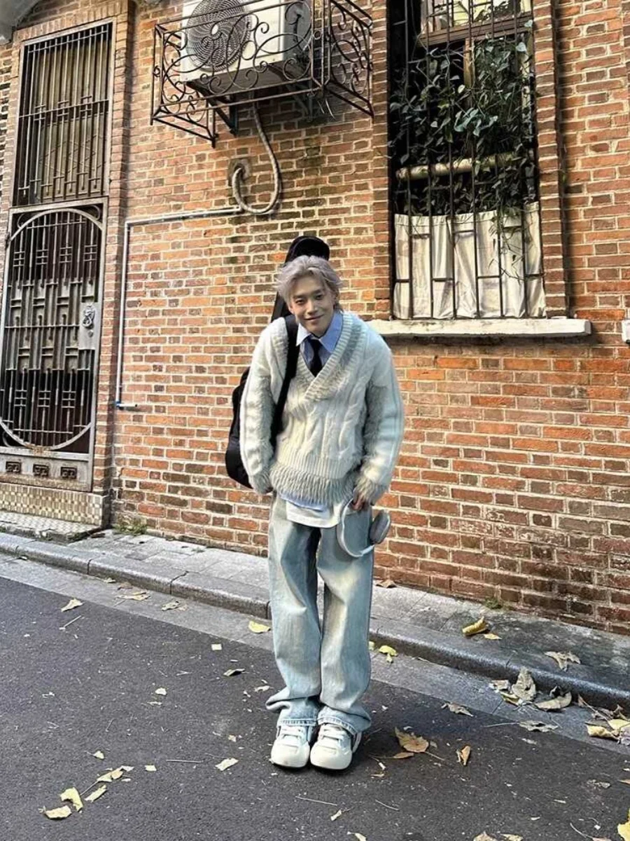 American vintage Mink Velvet Sweater Men's and Women's Autumn Idle Sle High Sense Knit V-neck Mohair Outerwear Tide