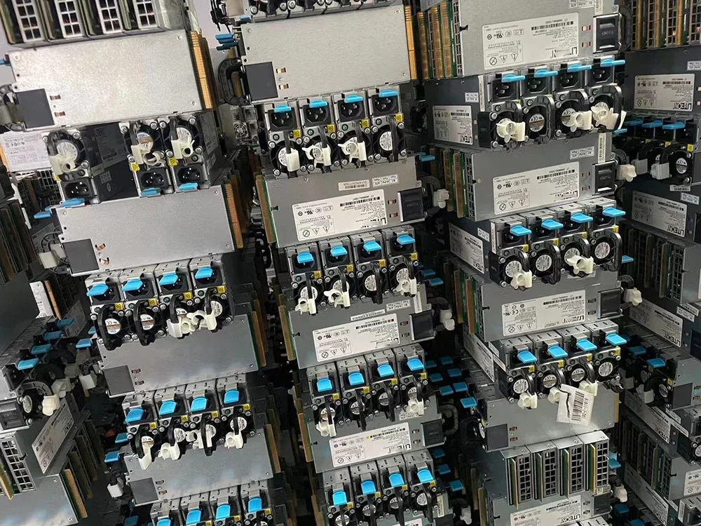 Оригинальный фотоэлектрический датчик диффузного отражения Wenglor P1KH004