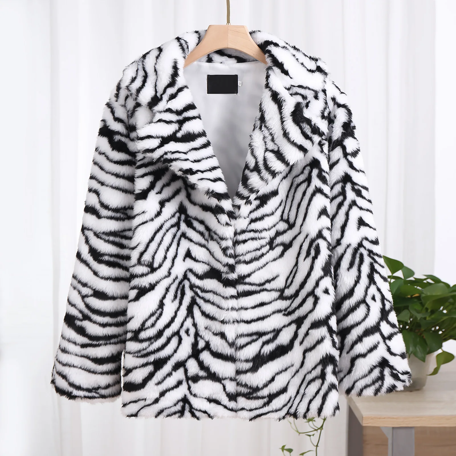 New Women's Imitation Fur Medium and Long Suit Sexy Snow-white Tiger Pattern Imitation Fur Coat