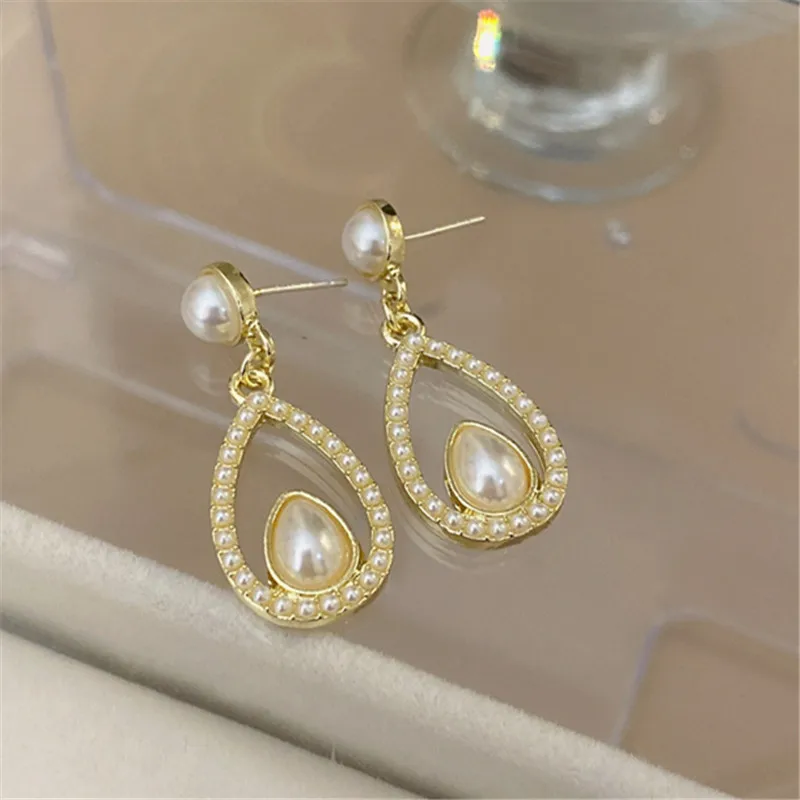 

South Korean Trend New High Sense Of Luxury High Imitation Pearl Earrings For Women Fashion Unusual Jewelry Girl Earrings