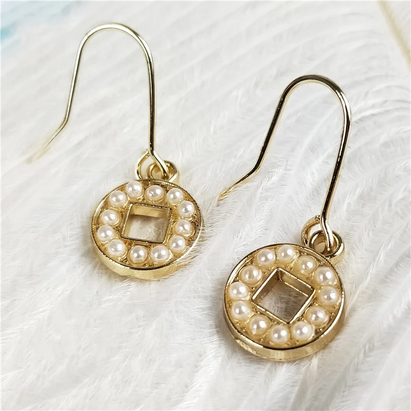 

Chinese Fortune Coins Dangle Earrings for Women Feng Shui Coins I-Ching Lucky Pearl Coins Traditional Coins for Wealth Seccess