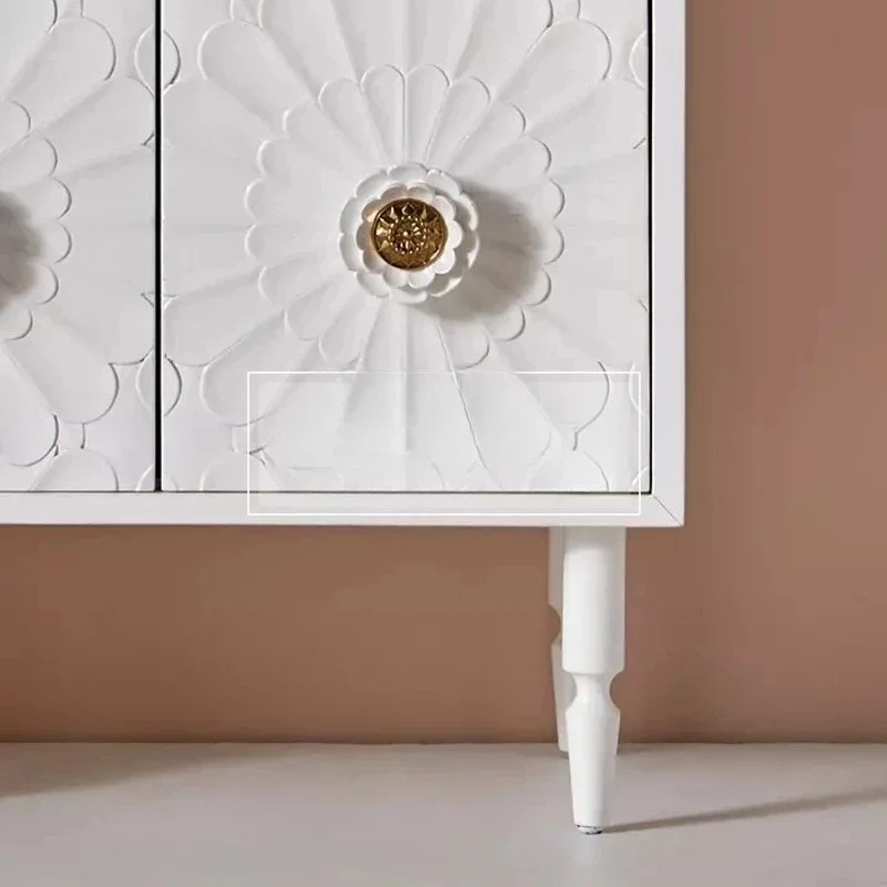 Прикроватная тумбочка из массива дерева итальянская светлая роскошная белая