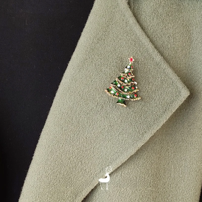 Park Yu Старший Санта-Клаус Олень Белл Снеговик Брошь из сплава Булавка Пальто