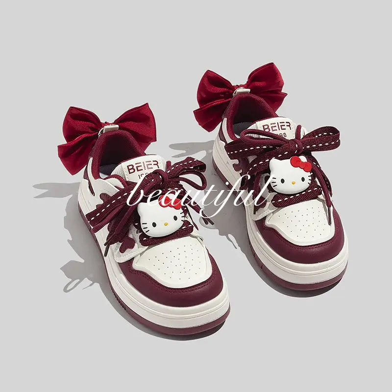 Рисунок 2 - Hello Кроссовки Hello Kitty Sanrio