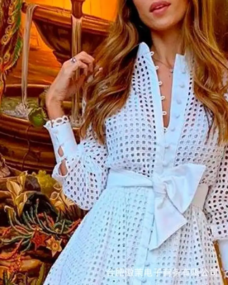 

2022 Women's White Mesh Long-sleeved Waist Shirt Skirt Temperament Elegant Women's Dress