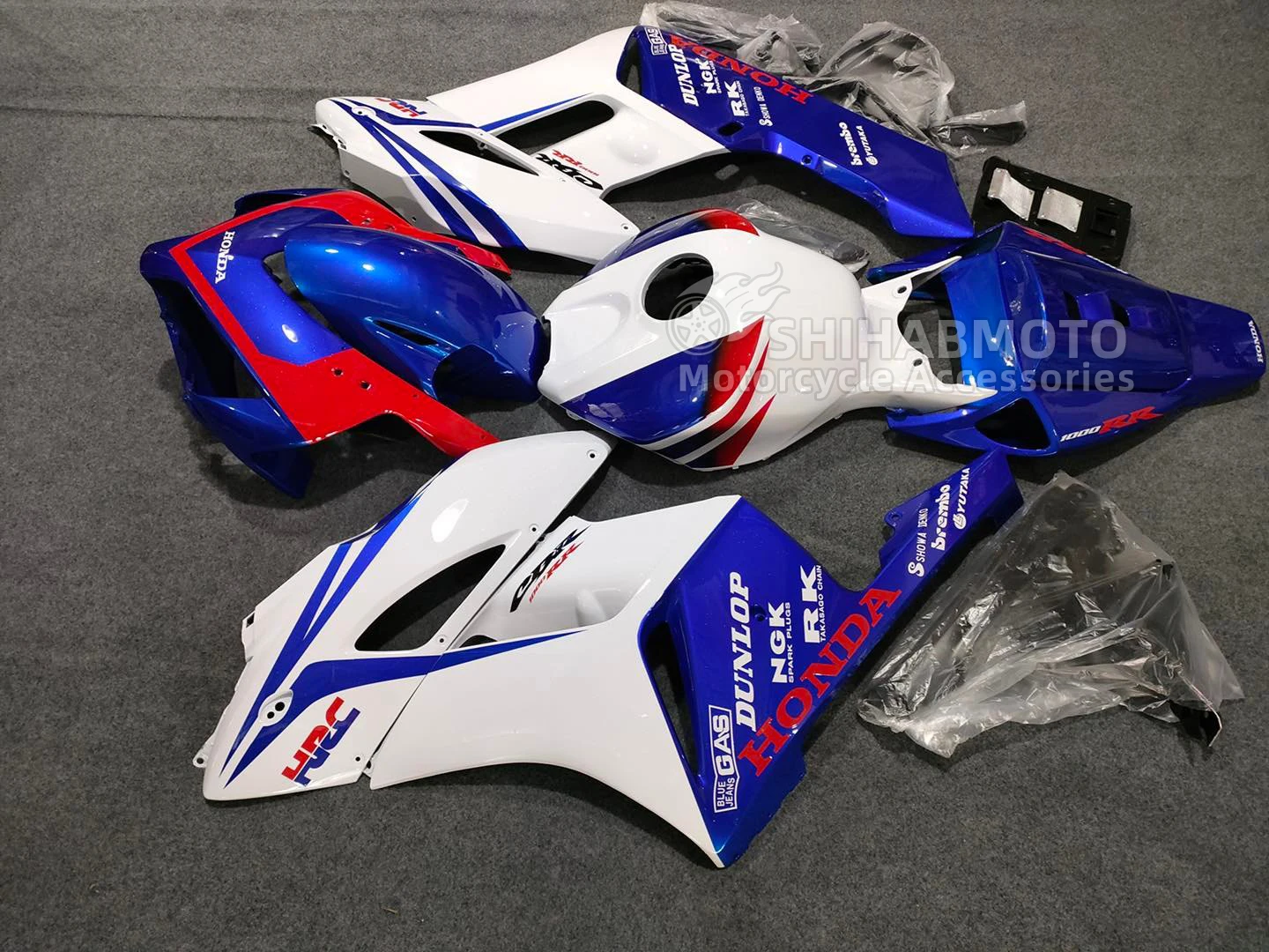 

Комплект обтекателей для мотоцикла HONDA CBR1000RR 2004 2005 04 05