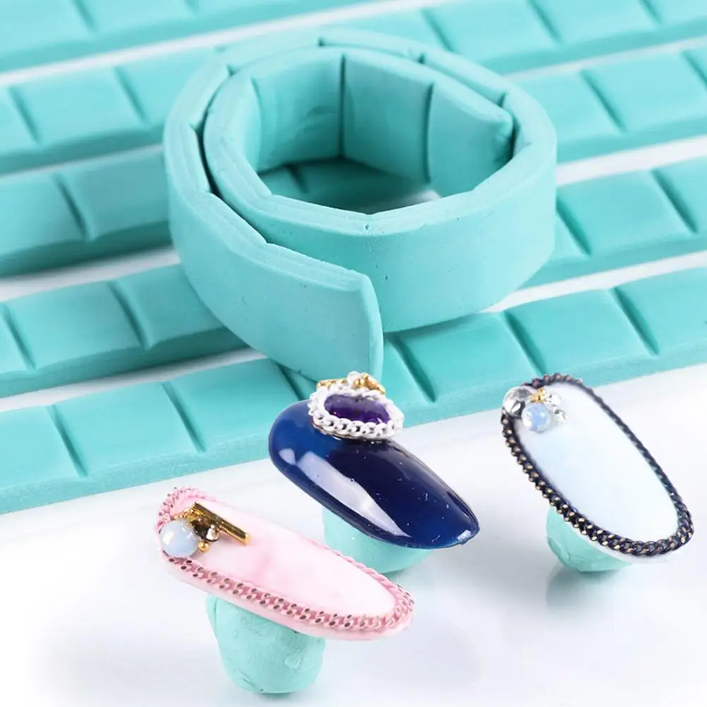 

Non-irritating Self Adhesive Reusable Nail Adhesive Sticky Tack Putty for Beginner Nail Mounting Putty Nail Art Clay