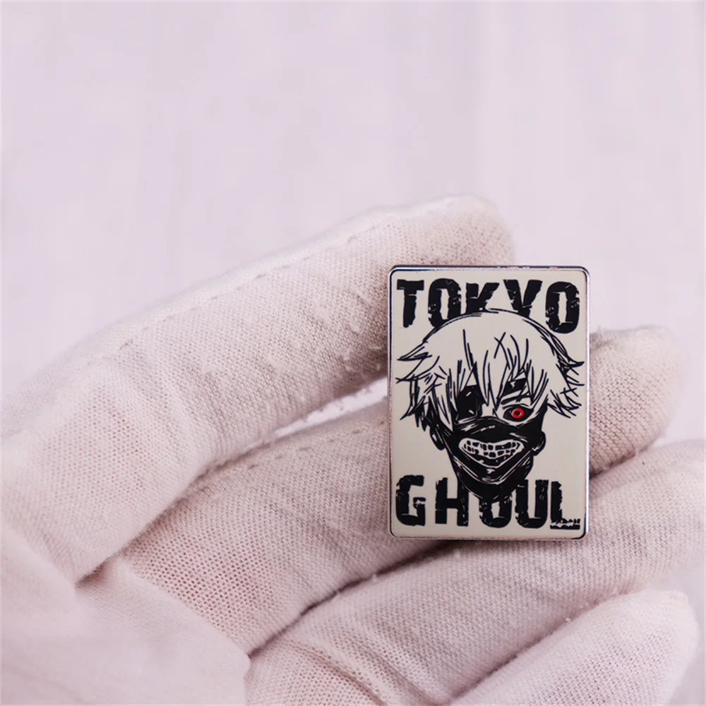 

Tokyo Ghoul Enamel Brooch Japanese classic animation cartoon cute clothes accessories color metal pin badge