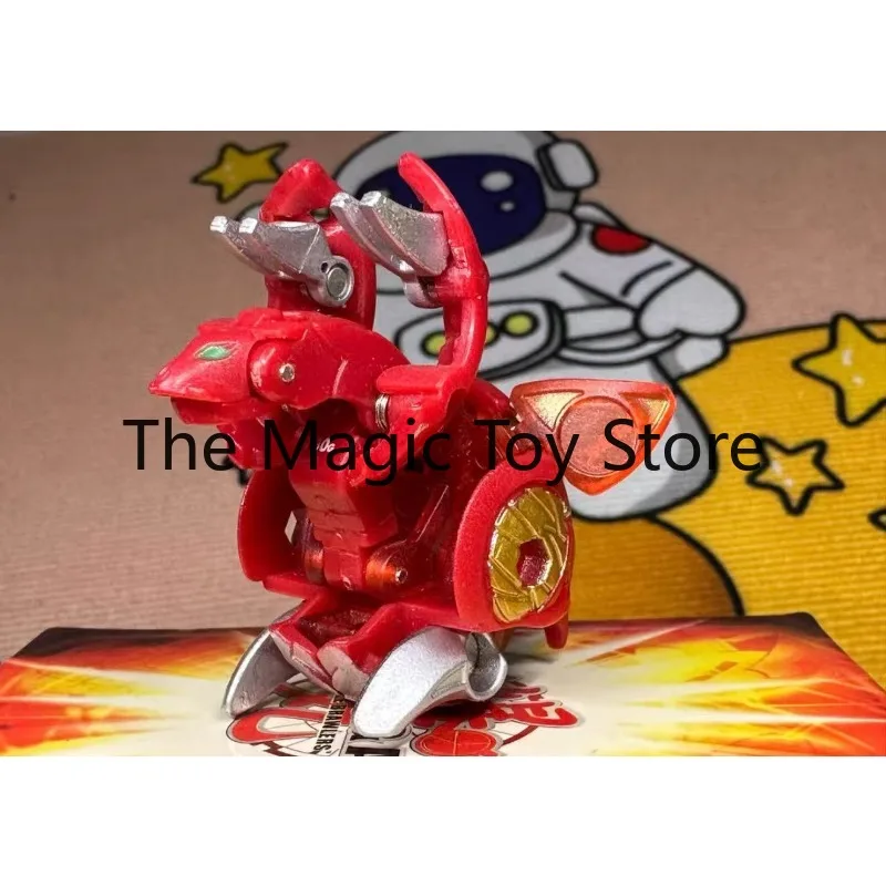 Фото Коллекционная фигурка Bakugan First Generation Sega Split Dragon Red Fan Blade Spinning Dragon Wei Pang №5