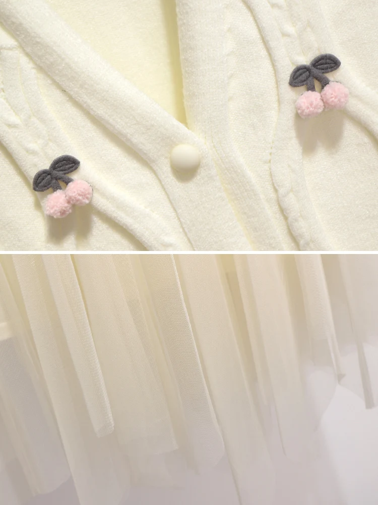 Белое изящное вязаное платье комплект из двух предметов женский осенне-зимний 2024