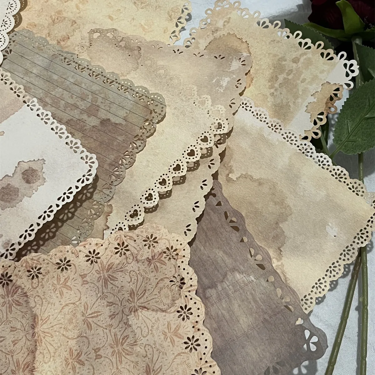 

Large Size Retro Material Paper Hollow Edge Lace Frame Paper Coffee Memo Pad Deco Scrapbooking Journaling Craft Vintage Papers
