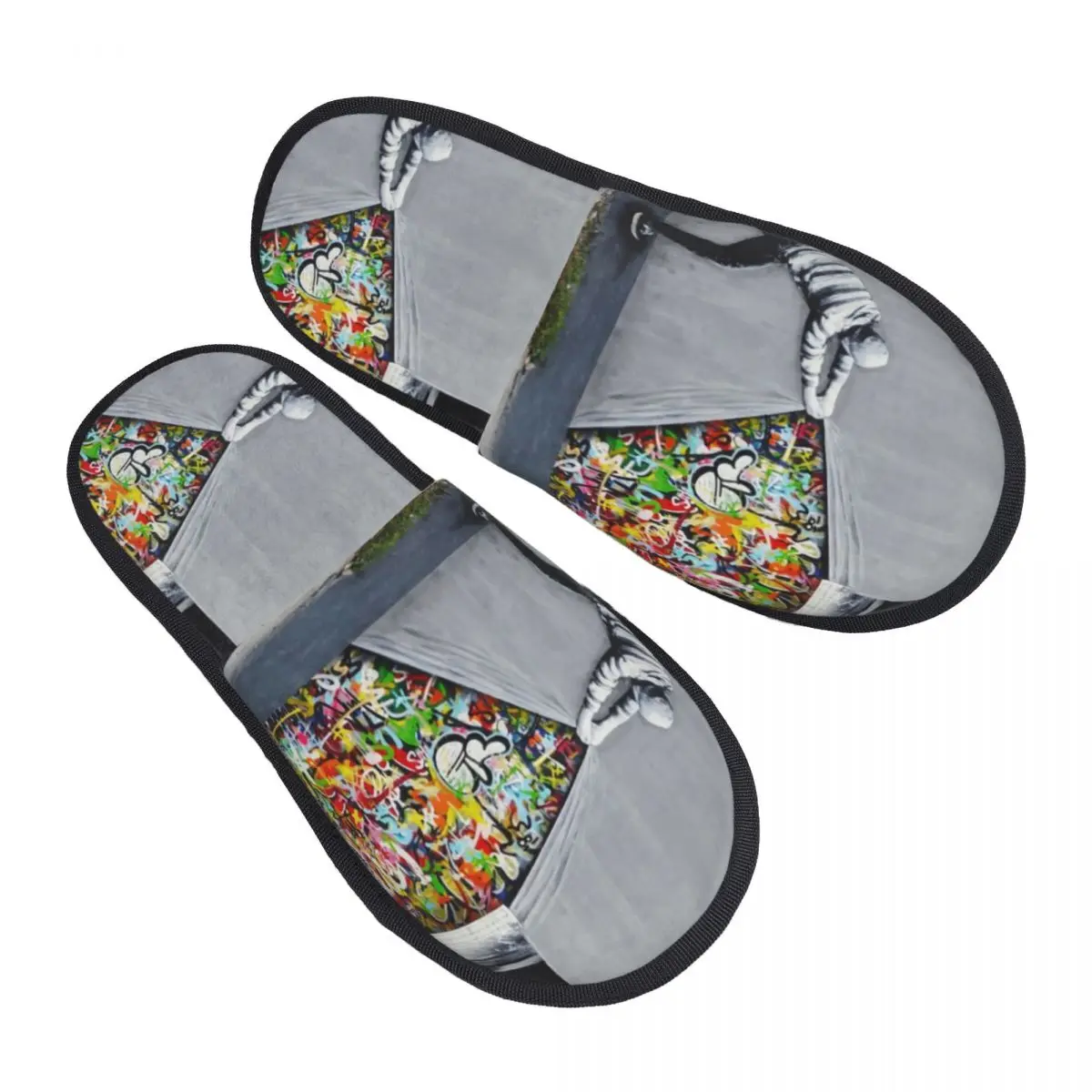 

Пользовательские банковские тапочки с граффити из пены с эффектом памяти, женские удобные теплые домашние тапочки для уличного искусства
