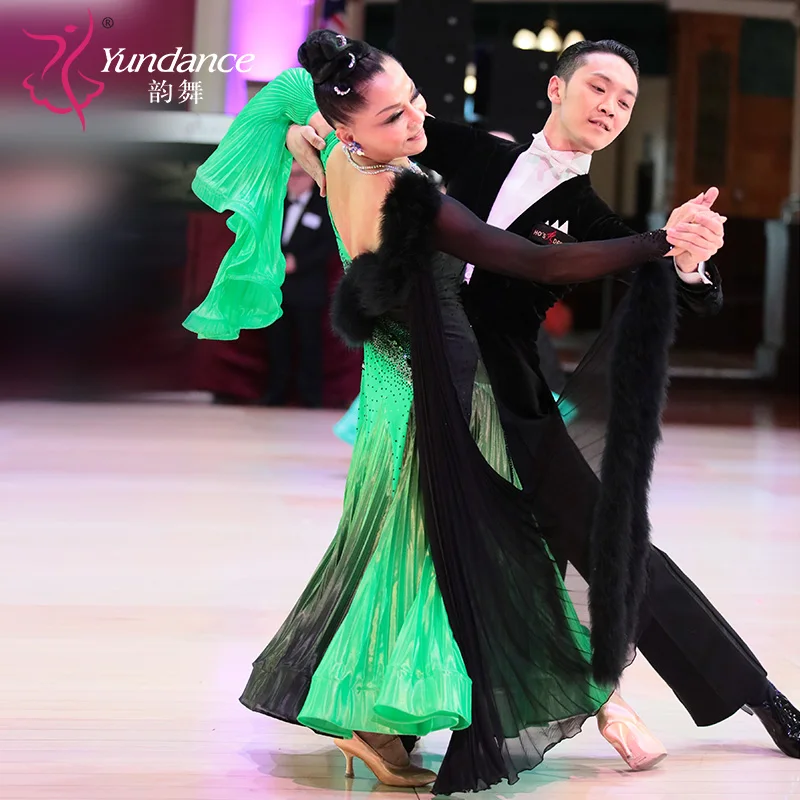 Женское платье для современных танцев