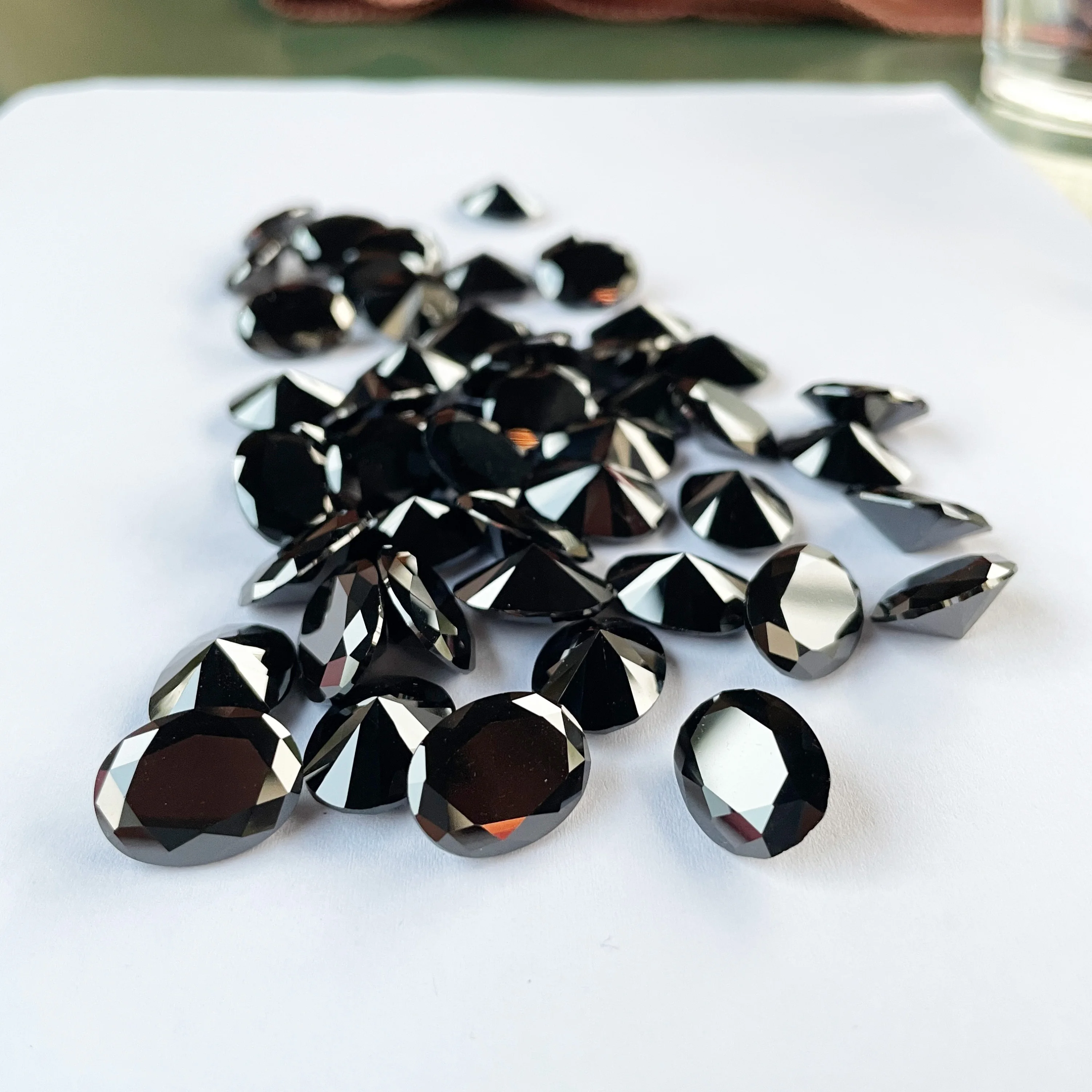 AAAAA овальной формы кубический цирконий камень 2X3 мм ~ 10X20 цвета шампанского