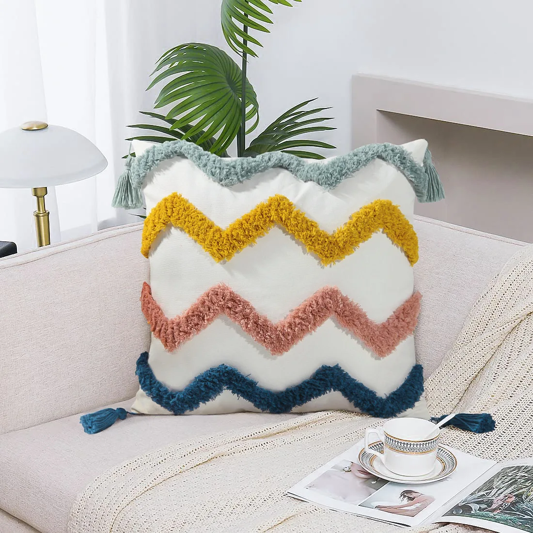 

Color Tufted Throw Pillow Cover Home Decor Cotton Boho Cushion Cover for Couch 45x45CM Cozy Pillowcase with Four Corners Tassels