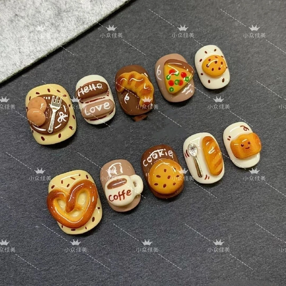 

MINISO накладные ногти Hello Kitty Teddy Bear