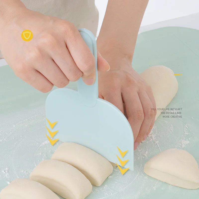 

Dough Cutter Slicer Multifunction Baking Tool With Handle Spoon DIY Fondant Pastry Bread Pizza Cream Scraper Plastic Cutter
