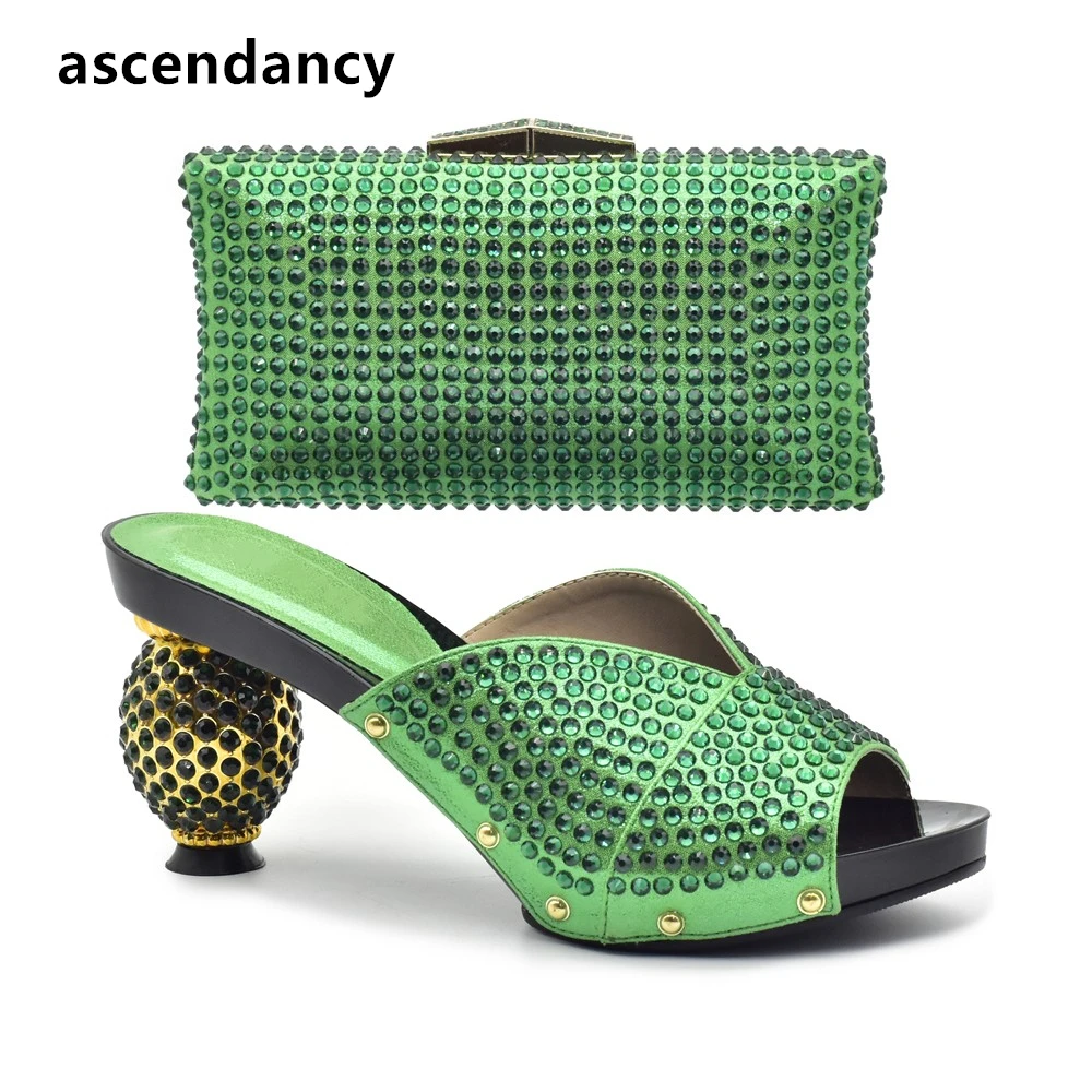 

Новые модные итальянские туфли и сумки, подходящий набор, украшенный искусственной Африканской обувью и сумкой, набор для женской роскошной обуви