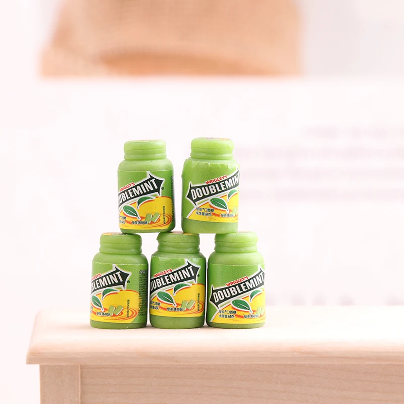 

10Pcs 1:12 Dollhouse Miniature Food Cute Mini Pretend Play Chewing Gum Model Chewing Gum Bottles for Doll House Kitchen Decor