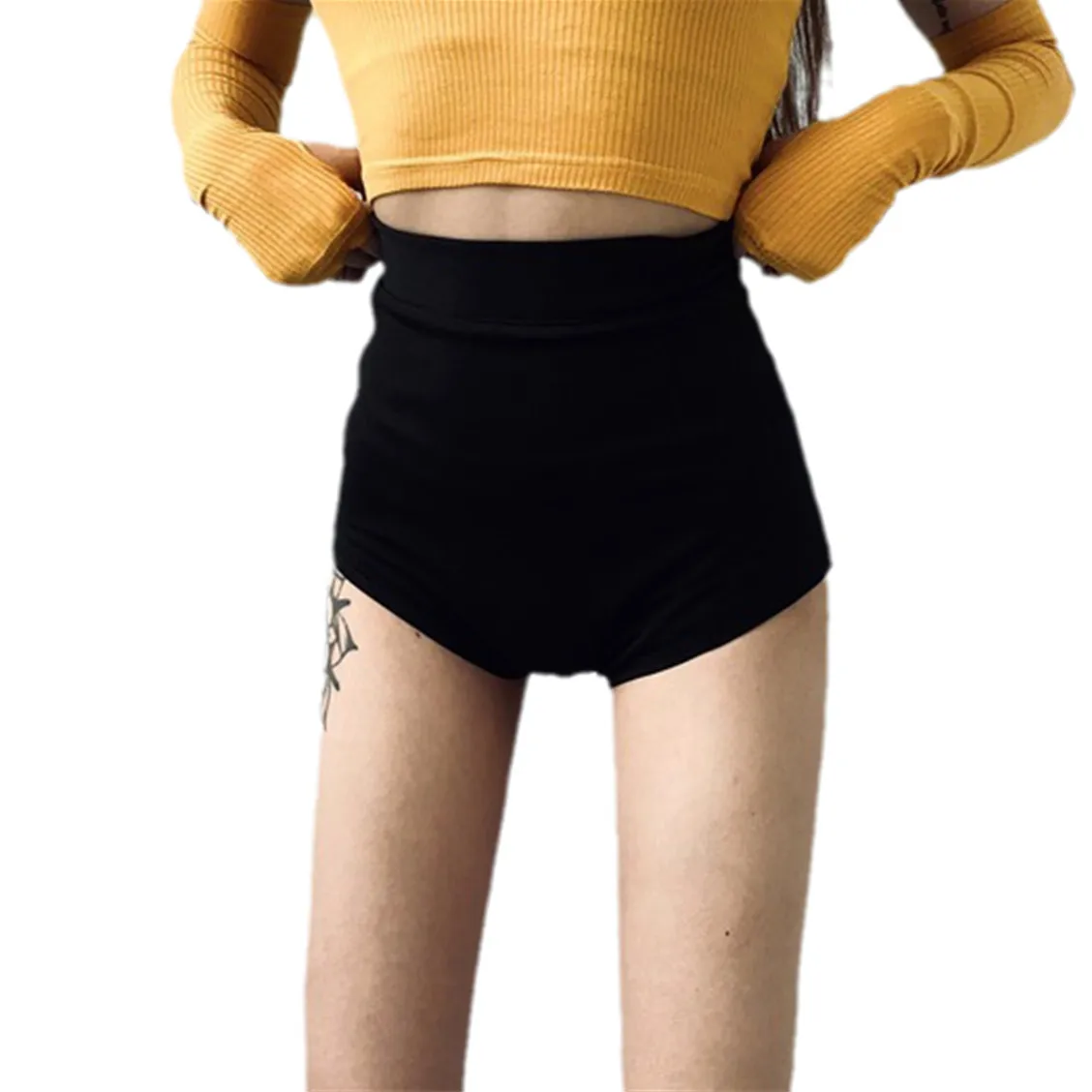 

Hot Pants Practice Tight Butt lift To Show Thin High Waist Bottoming Shorts