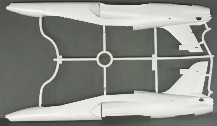 KINETIC K3206 Масштаб 1:32 HAWK100 SERIES 100/127/128/155 РАСШИРЕННЫЙ комплект модели JET TRAINER