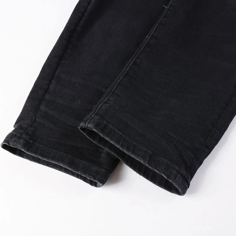 Рисунок 6 - Джинсы мужские Стрейчевые в стиле ретро