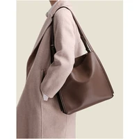 new leather handbag bucket bag large capacity commuter tote bag female slung shoulder bag retro