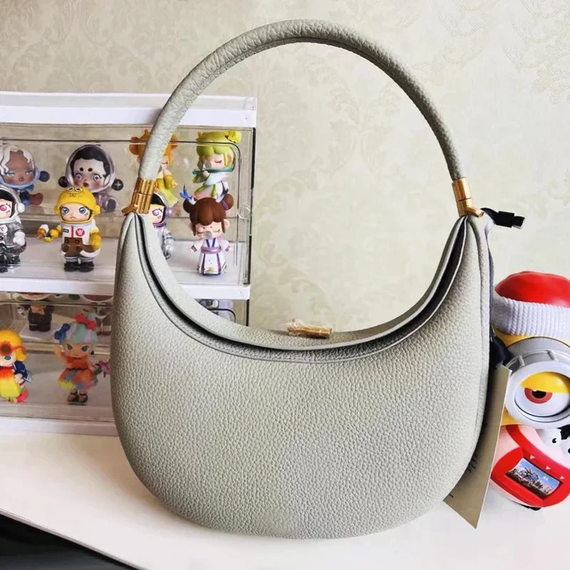 

Casual Crescent Bag For Women Luxury Designer Handbags And Purses 2023 New In Upscale PU Lock Decoration Shoulder Underarm Bag
