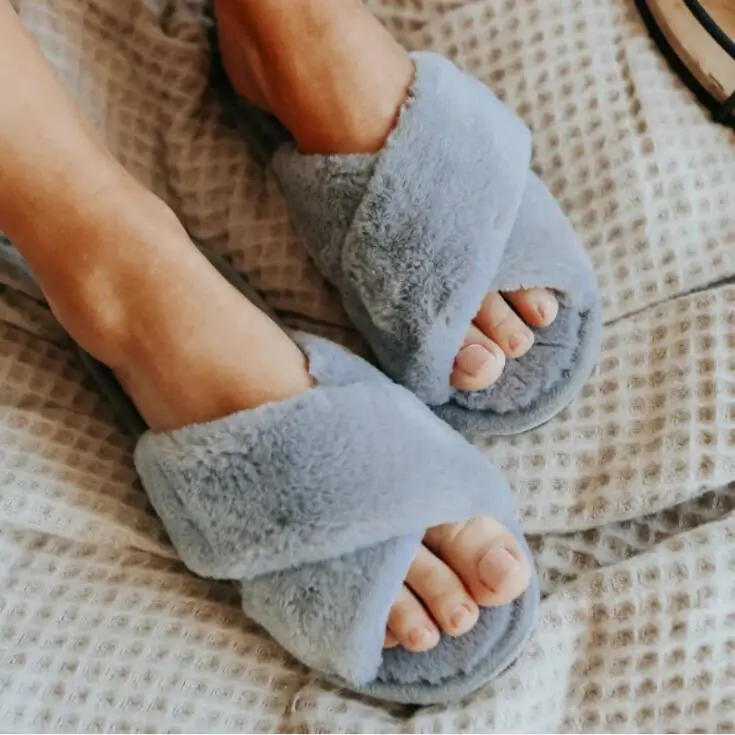 Женские домашние тапочки Winte модная теплая обувь из искусственного меха женские