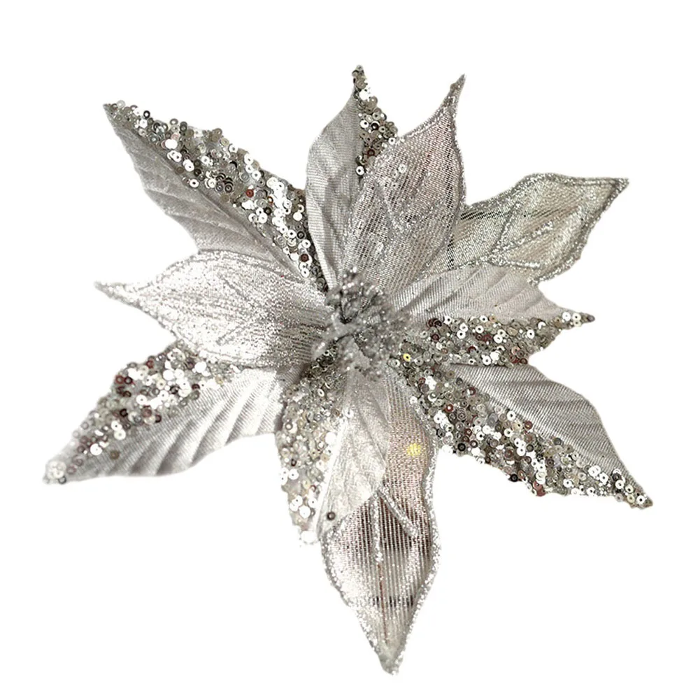 Праздничное и яркое рождественское украшение с блестящим цветком пуансеттии