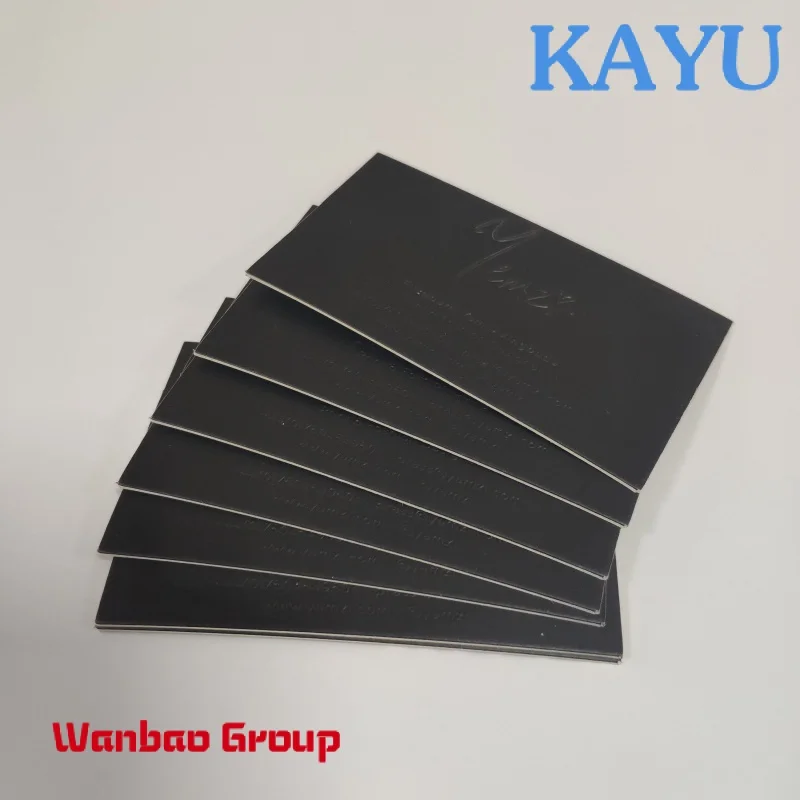 Рисунок 4 - Визитная карточка с тиснением/тиснением