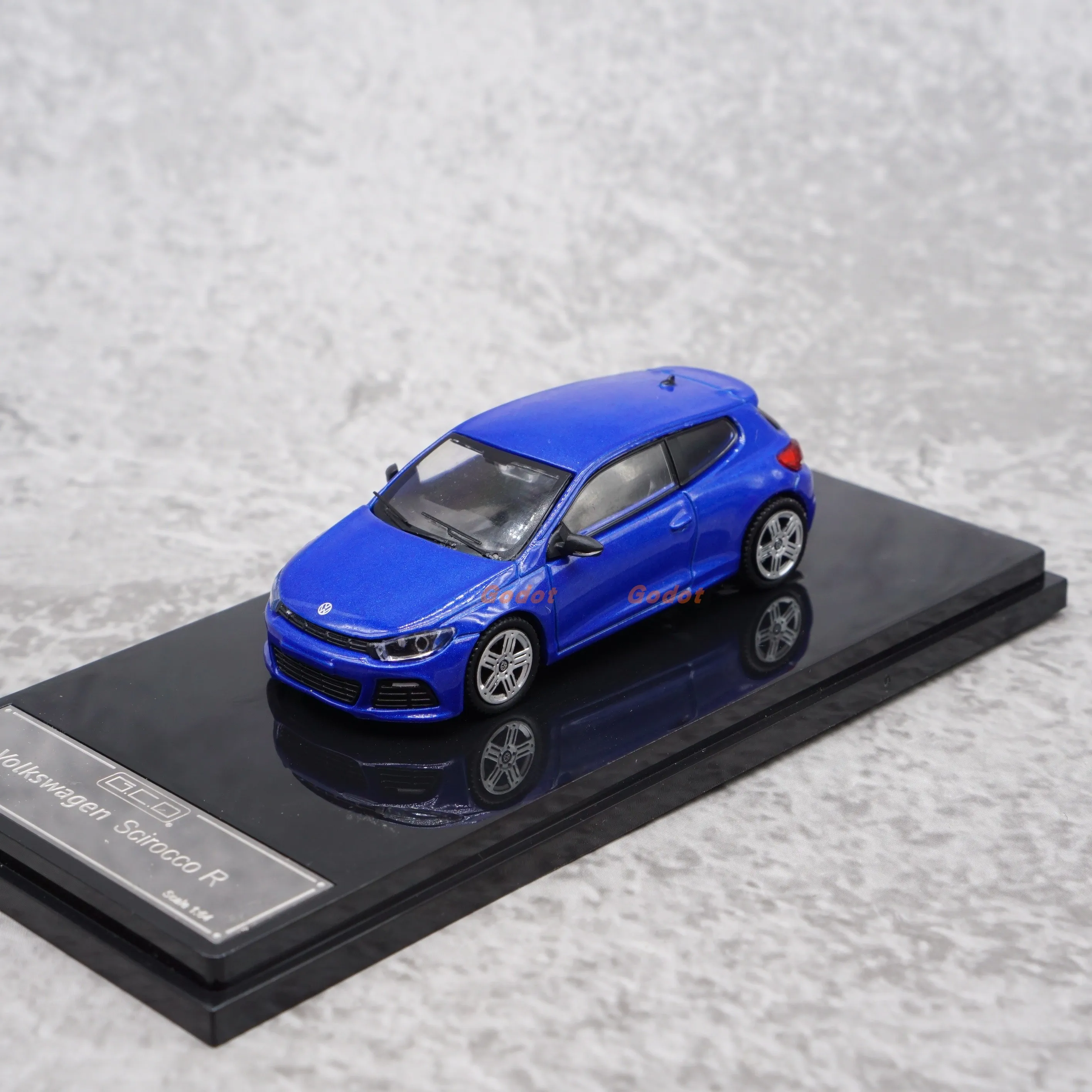 Модель автомобиля из сплава GCD 1/64 Scirocco R игрушка