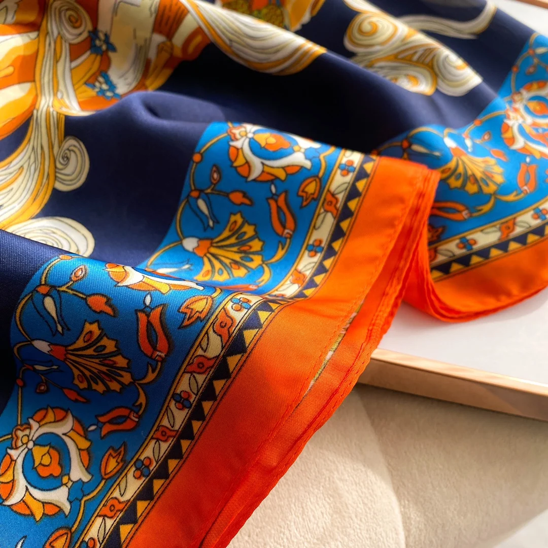 Рисунок 5 - Шелковые шарфы 110*110 см