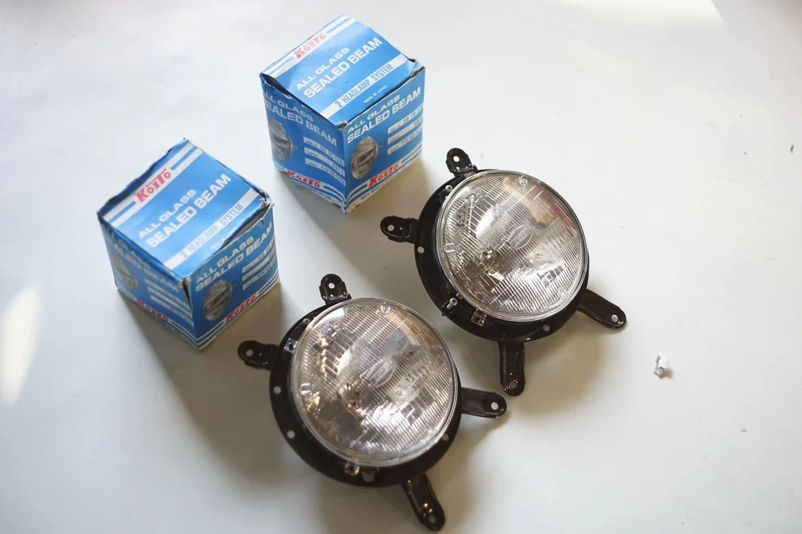 Фары для Nissan патруль Y60 оригинальные маленькие серии